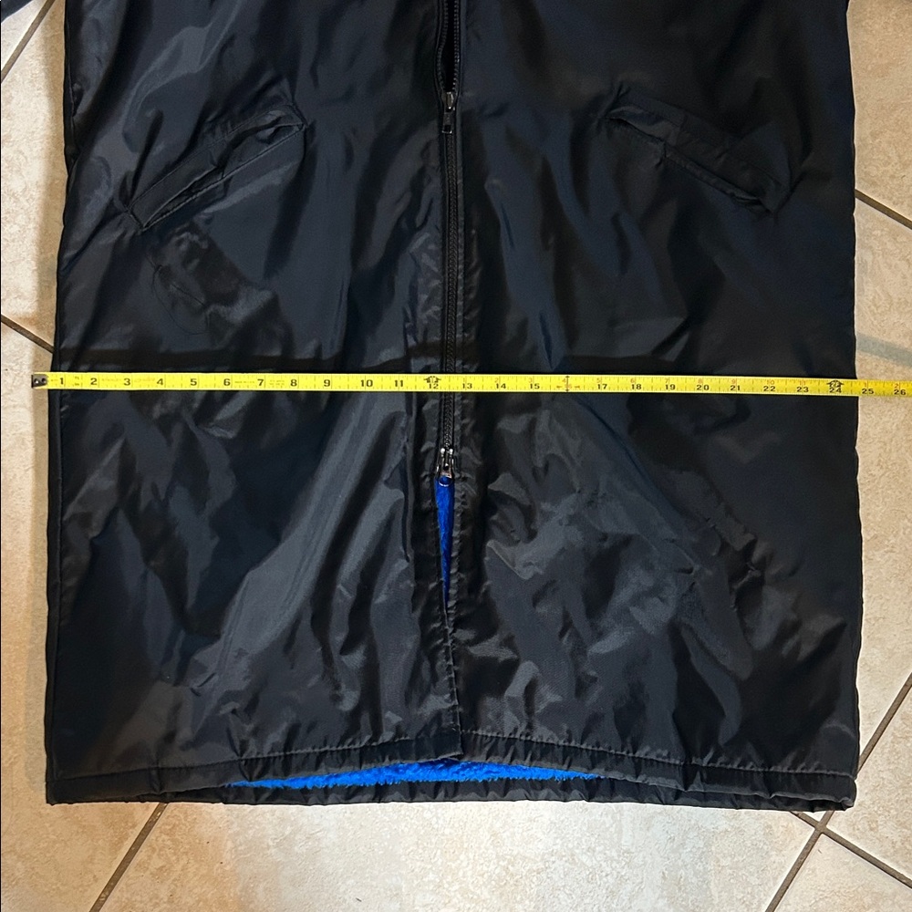Swim, Surf, and Dive Hooded Parka with dive flag logo. Large. - Picture 7 of 8